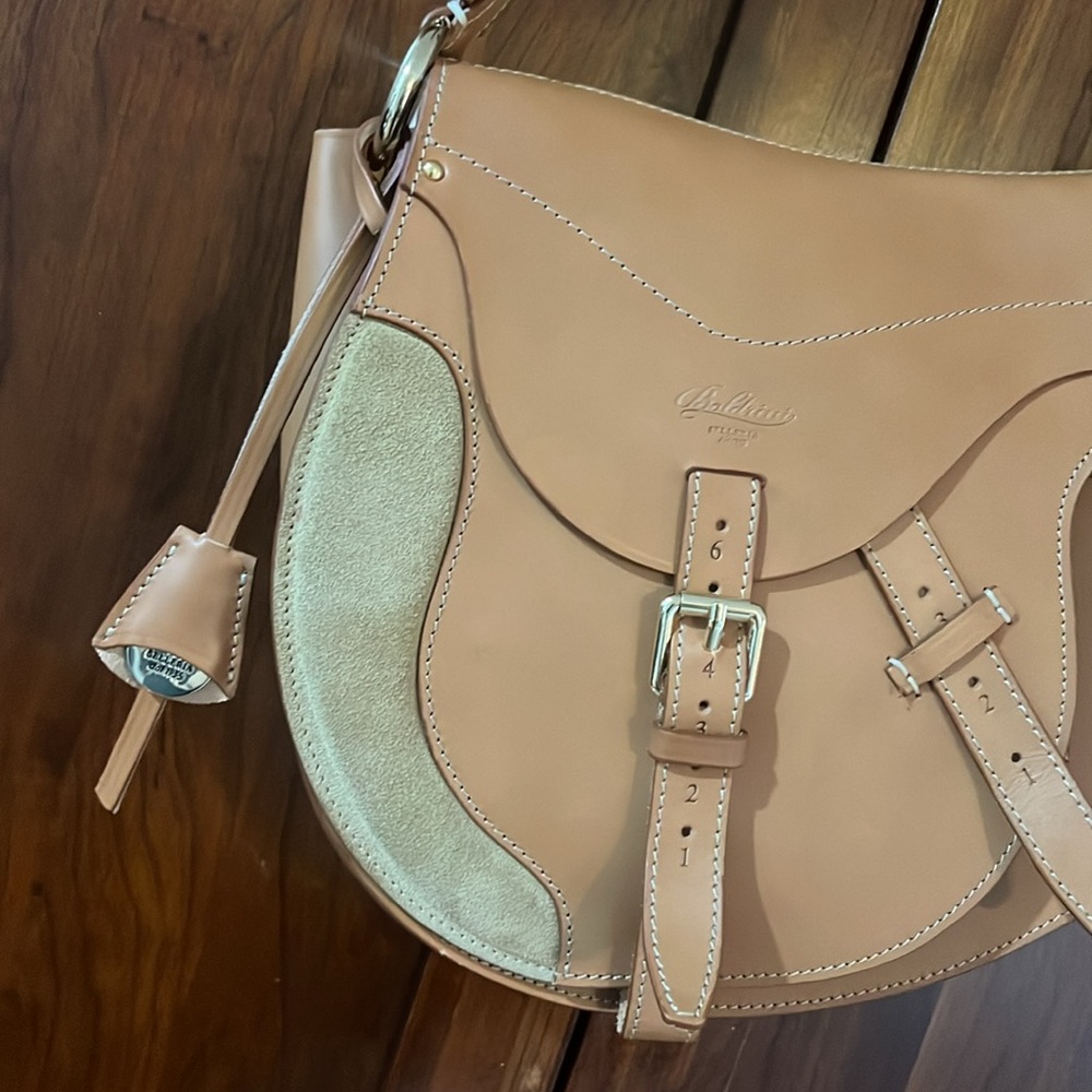 Saddle Tan Leather Women's Bag - Picture 3 of 10
